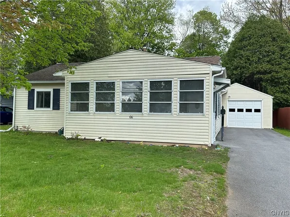 66 Oakdale Ave S, New Hartford, NY 13413