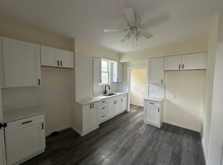 3581 Sykora Rd, Cleveland, OH 44105