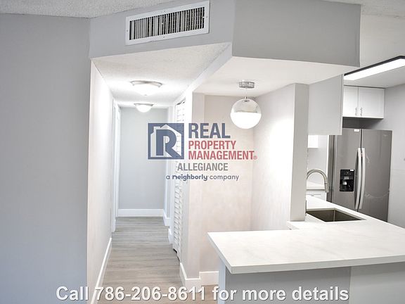 4th image of 16465 NE 22nd Ave APT 219