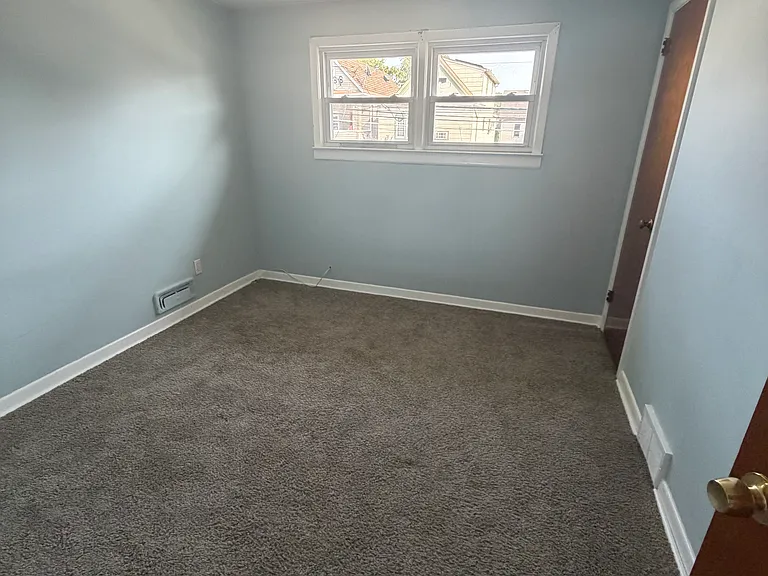 152 Ackerman Ave — Photo 5