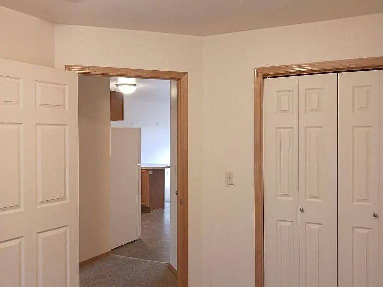 114 E Dudley St #4 — Photo 7