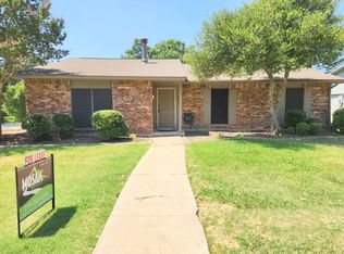 5224 Cole Dr, The Colony, TX 75056