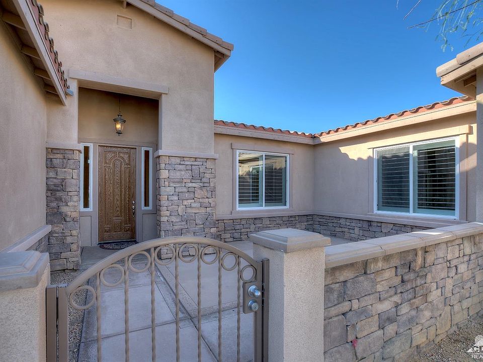 1st image of 74101 Portola Pointe Ln