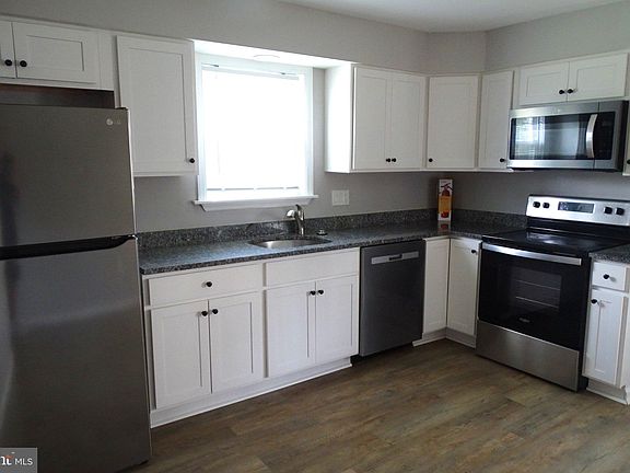5th image of 107 Hunter Way #107