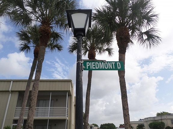 4th image of 185 Piedmont Way #D