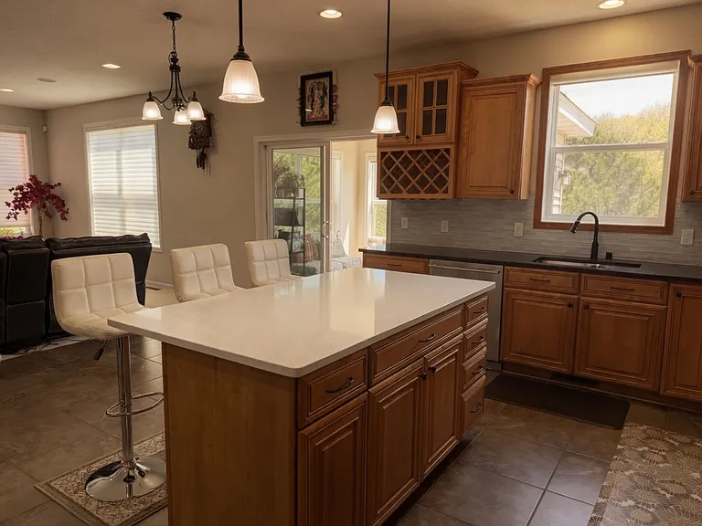 1443 Bethesda Cir — Photo 10