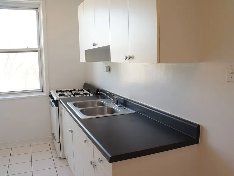 3000 N. Whipple LLC — Photo 33