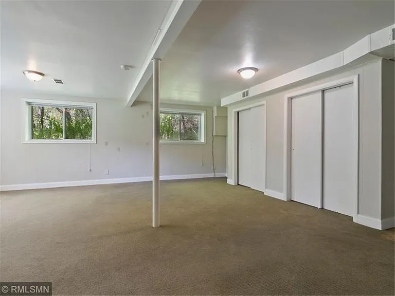 16020 Temple Dr — Photo 8