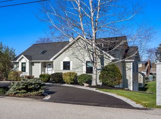 23 Sunset Dr, Somersworth, NH 03878