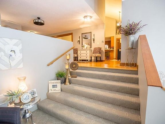 5th image of 605 Lake St #2