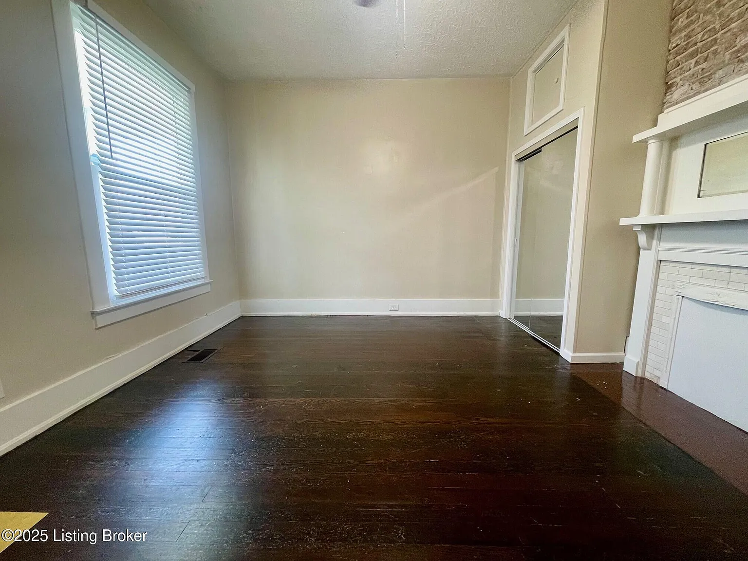 2 bed, 1.0 bath, 725 sqft, $1,395 — Photo 4