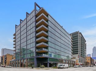 366 W Superior St #1001-1004, Chicago, IL 60654