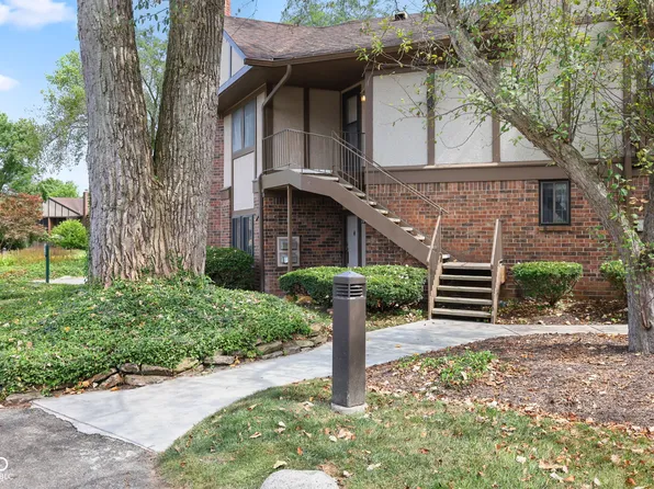 2262 Rome Dr #B, Indianapolis, IN 46228