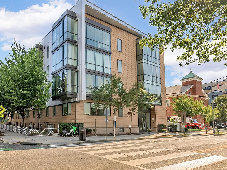 Hendrix Apartments