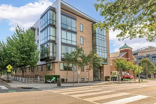 Hendrix Apartments Photo 1