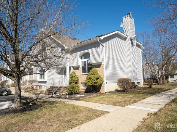 86 Joann Ct, Monmouth Junction, NJ 08852