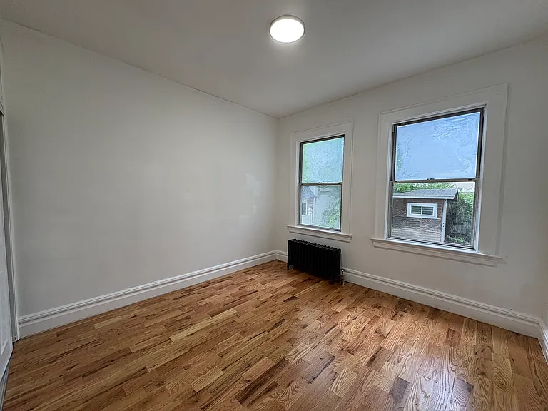 519 Chestnut St #2 — Photo 11