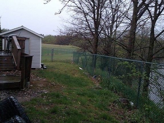 2nd image of 114 Twin Oaks Dr