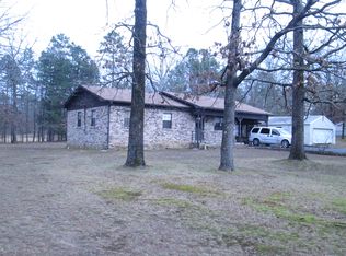 411 Memory Ln, Clinton, AR 72031