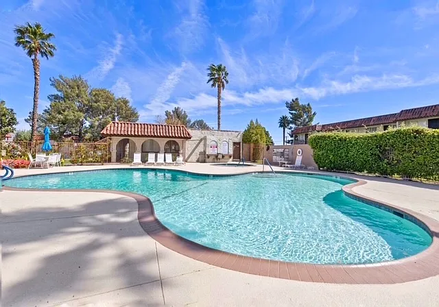 64275 Spyglass Ave #55 — Photo 4