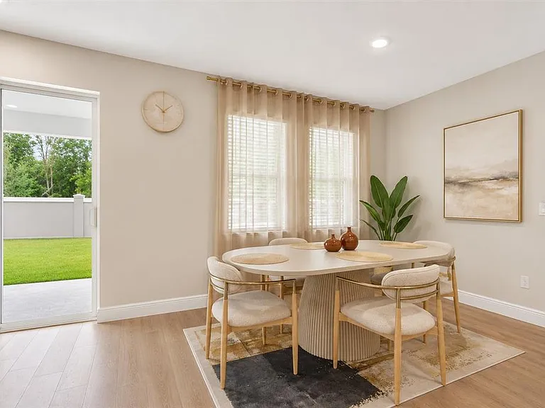 10009 Surrey Rose Dr — Photo 11