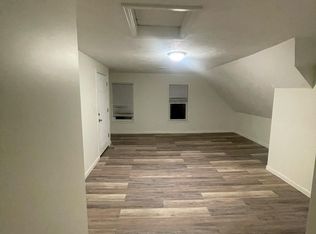 50 Oak St APT 3, Taunton, MA 02780