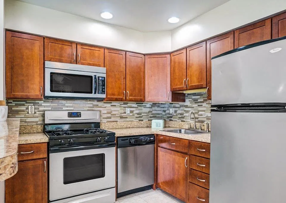 Sherry Lake Apartment Homes
