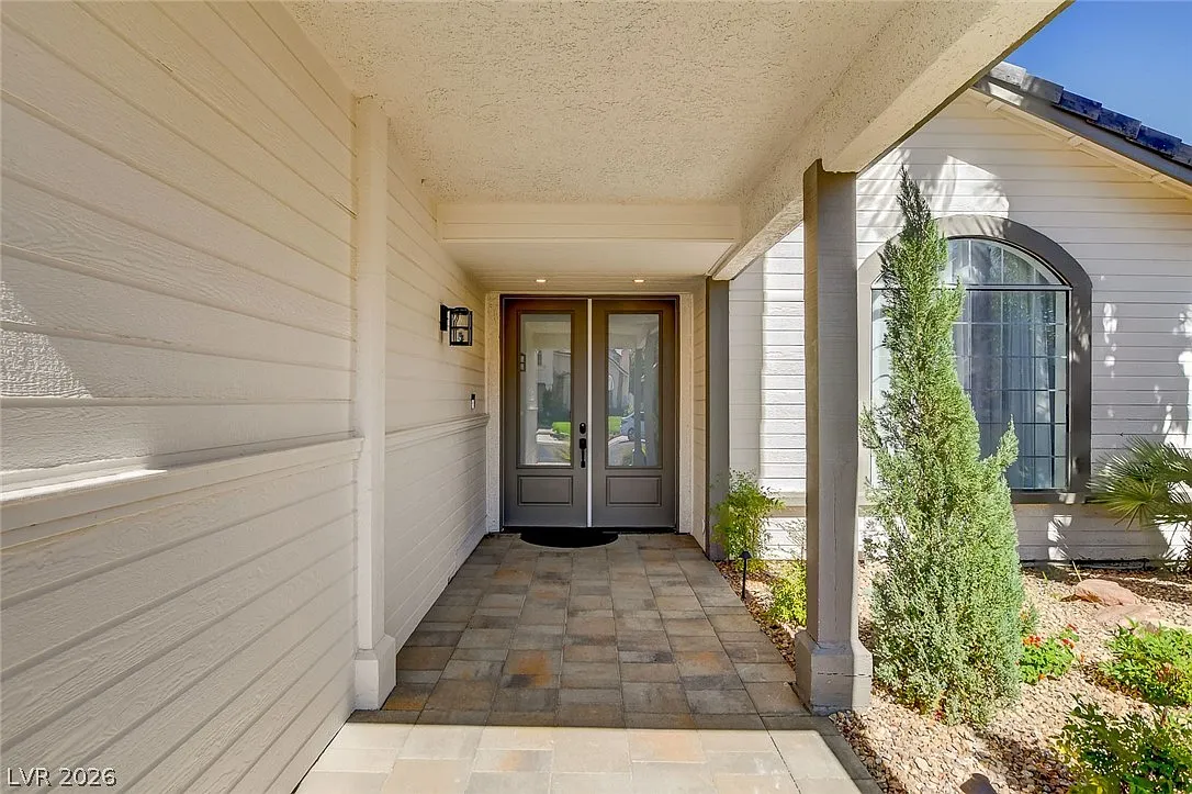 6 bed, 4.5 bath, 3137 sqft, $7,250 — Photo 3
