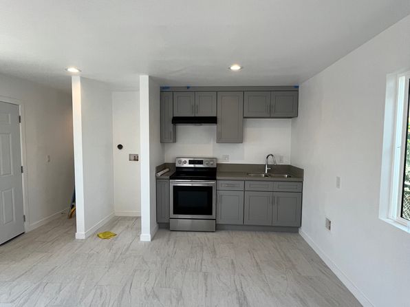 3541 E 8th St BACK ADU