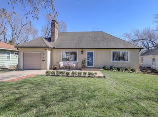8419 Cherry St, Kansas City, MO 64131