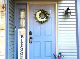 35 Bridle Ln, Sewell, NJ 08080