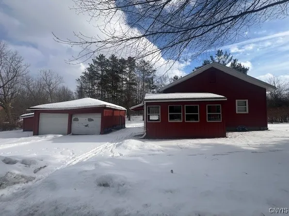 104 Arcadia Ave, Frankfort, NY 13340