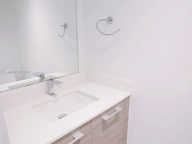1300 S Miami Ave #4 — Photo 5