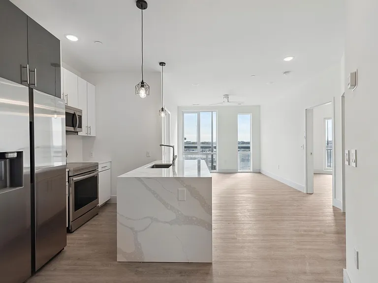 1221 E Fletcher St #310A — Photo 1