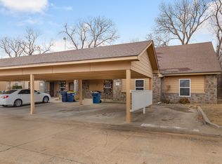 520 E Greenbriar Cir #520, Stillwater, OK 74075