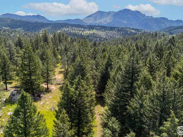 4 Lakeshore Park Rd, Boulder, CO 80302