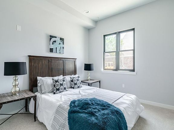 5th image of 222 Vine St #2BDR