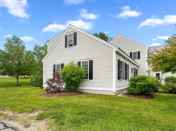 408 River Grant Drive, Hopkinton, NH 03229