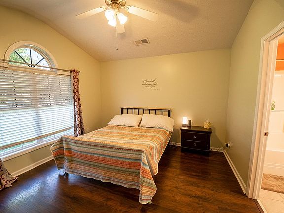4th image of 3060 Maddie Ln