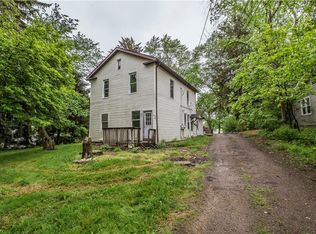 576 High St NE, Canal Fulton, OH 44614