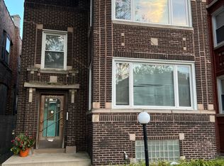 7527 S Champlain Ave, Chicago, IL 60619