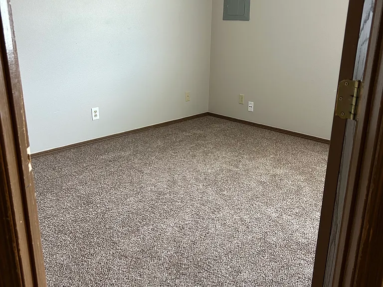 500 Shady Grove Rd #6 — Photo 8