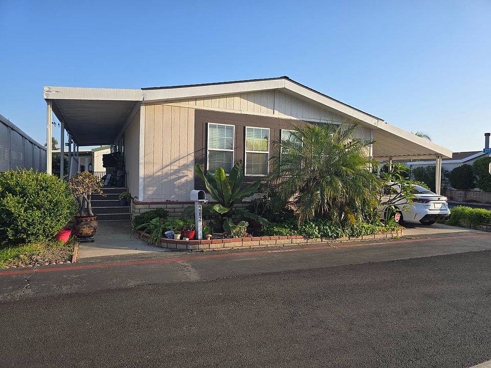 2nd image of 202 Pigeon Ln