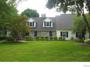 280 Arlington St, Birmingham, MI 48009