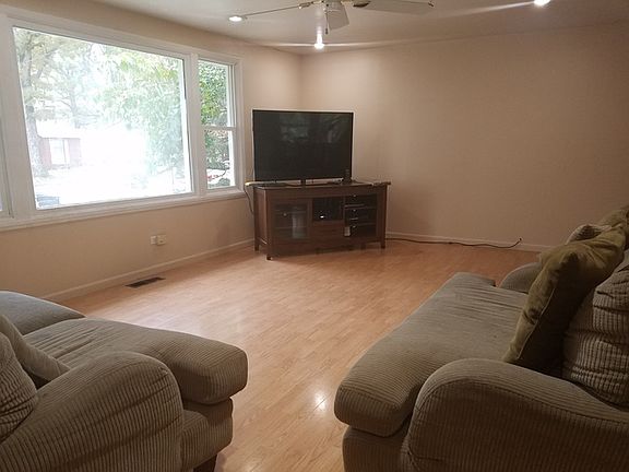 5th image of 1501 Plymouth Cir