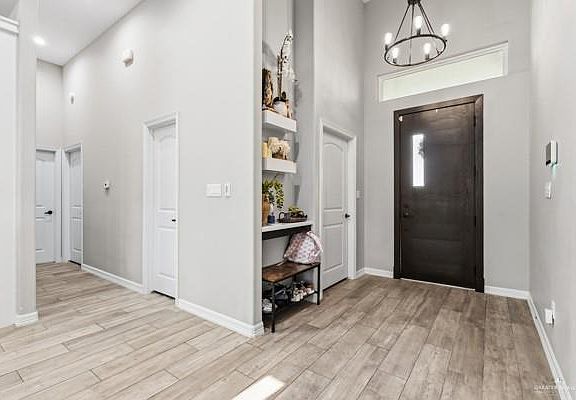 2nd image of 3708 Brook Ln