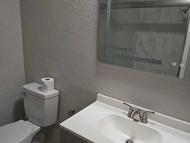 9201 E 54th St #9201 — Photo 6