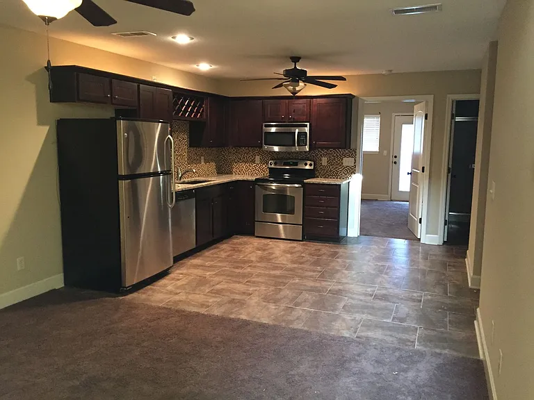 12327 NW Foxcreek Dr — Photo 2
