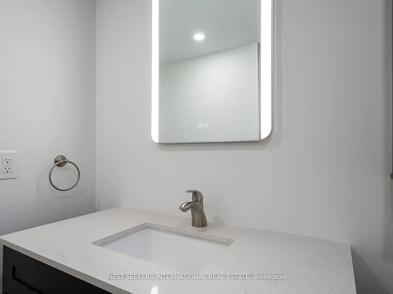 24 Thorncrest Rd — Photo 19