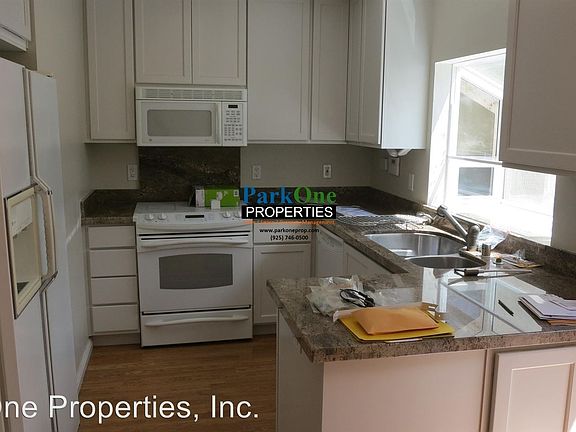 4th image of 34 Sierra Ln